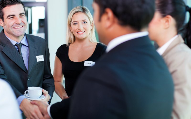 Networking: The Right Way to Follow Up With a New Contact
